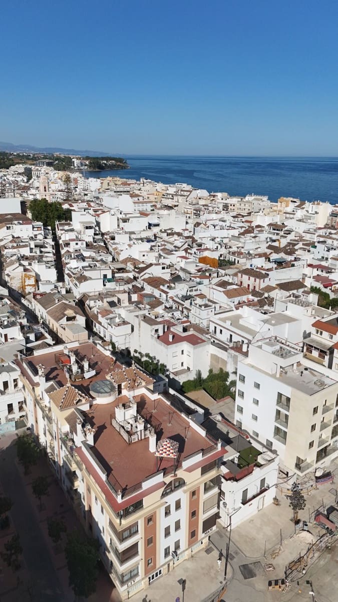 2 sovrum Lägenhet till salu i Estepona - 475 000 € (Ref: 9958318)