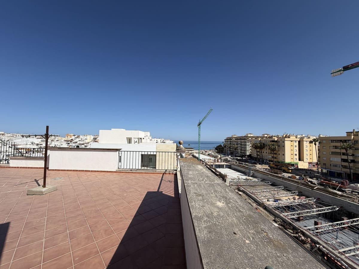 2 sovrum Lägenhet till salu i Estepona - 475 000 € (Ref: 9958318)