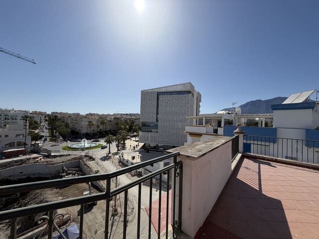 2 bedroom Apartment for sale in Estepona - € 475,000 (Ref: 9958318)