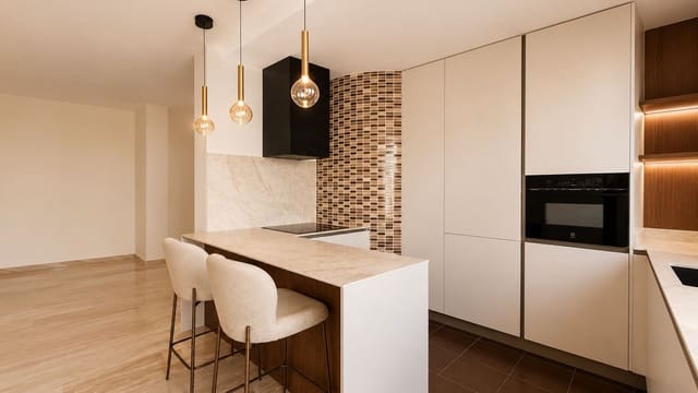 2 bedroom Apartment for sale in Estepona - € 475,000 (Ref: 9958318)