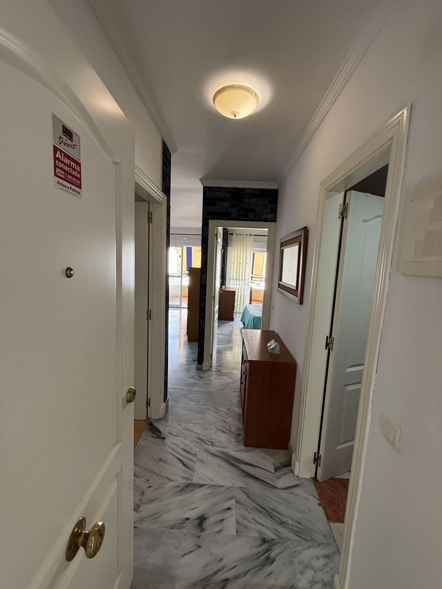 1 soveværelse Lejlighed til salg i Estepona med swimmingpool garage - € 325.000 (Ref: 9965979)