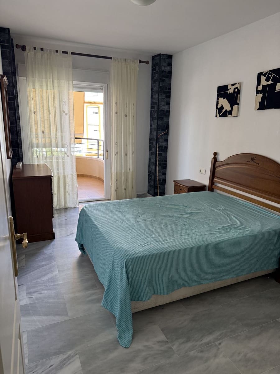 1 soveværelse Lejlighed til salg i Estepona med swimmingpool garage - € 325.000 (Ref: 9965979)