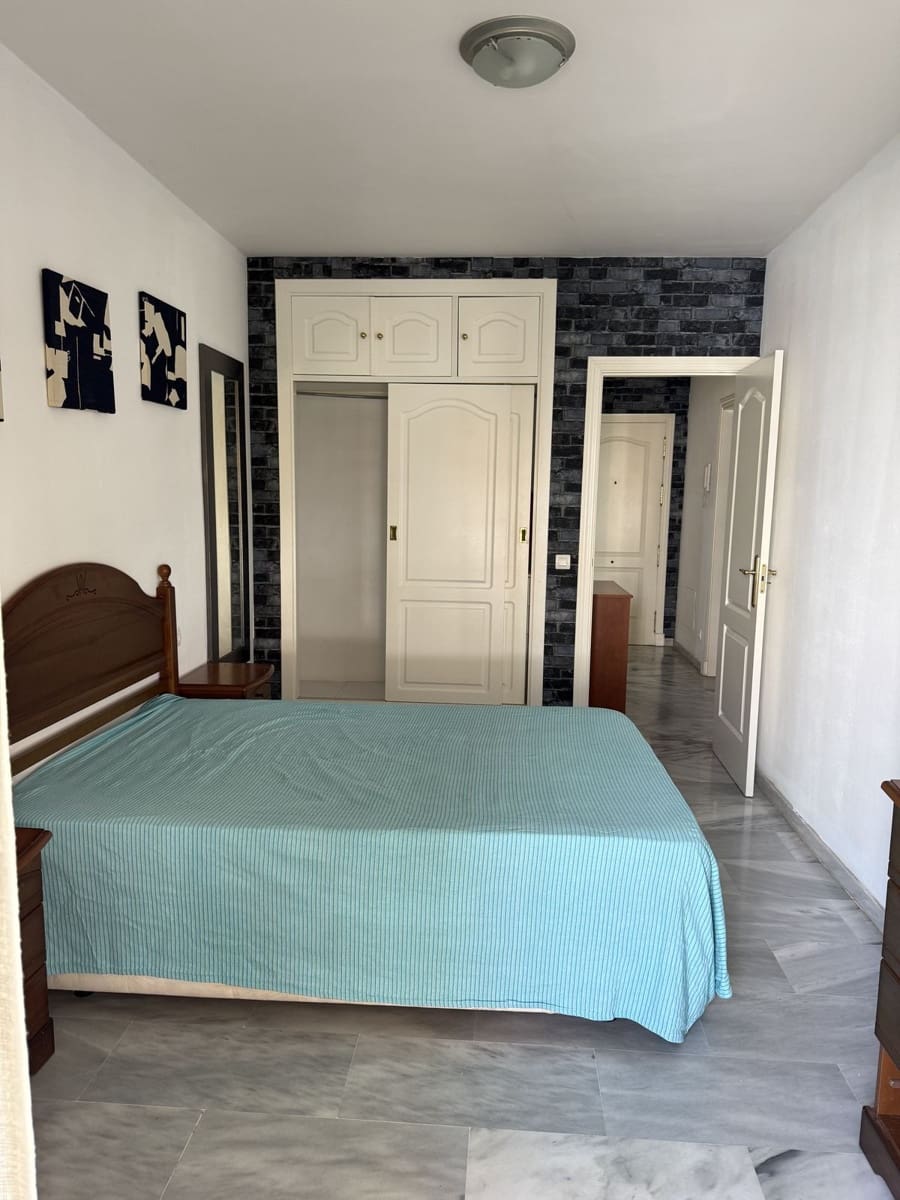1 soveværelse Lejlighed til salg i Estepona med swimmingpool garage - € 325.000 (Ref: 9965979)