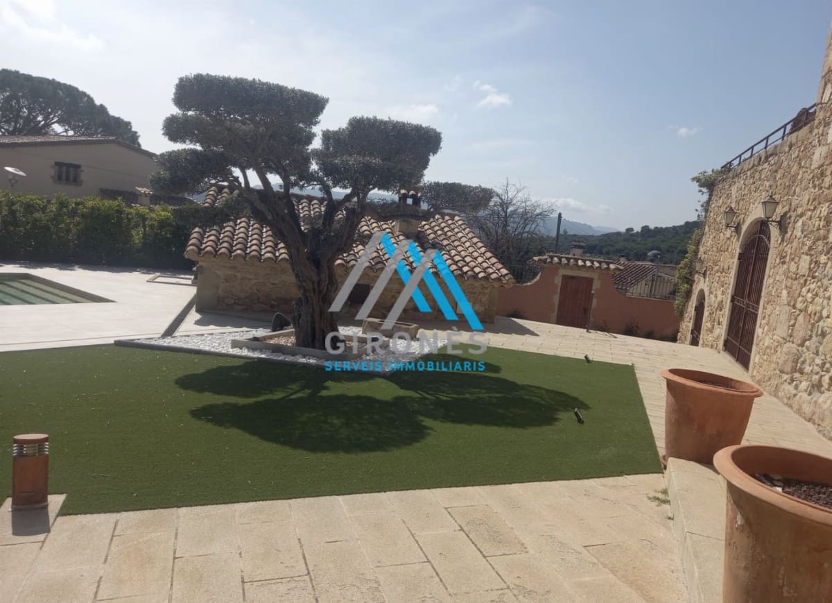 5 chambre Finca/Maison de Campagne à vendre à Platja d'Aro avec piscine garage - 3 100 000 € (Ref: 9890751)