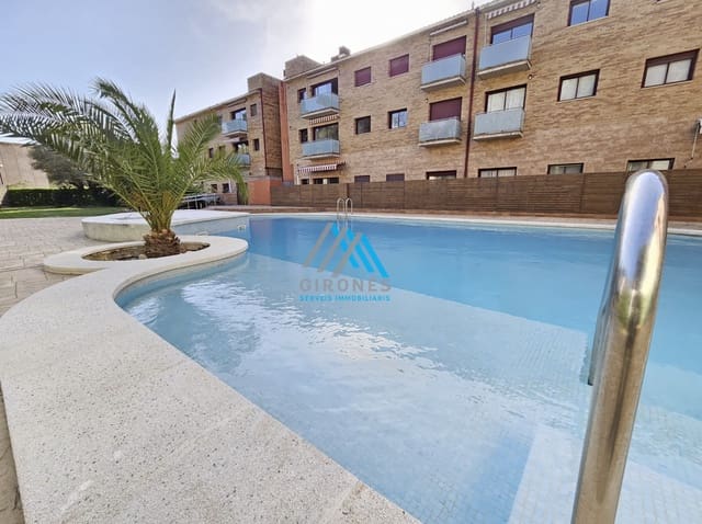 Piso de 3 habitaciones en Santa Cristina d'Aro en venta con piscina garaje - 337.500 € (Ref: 9890752)