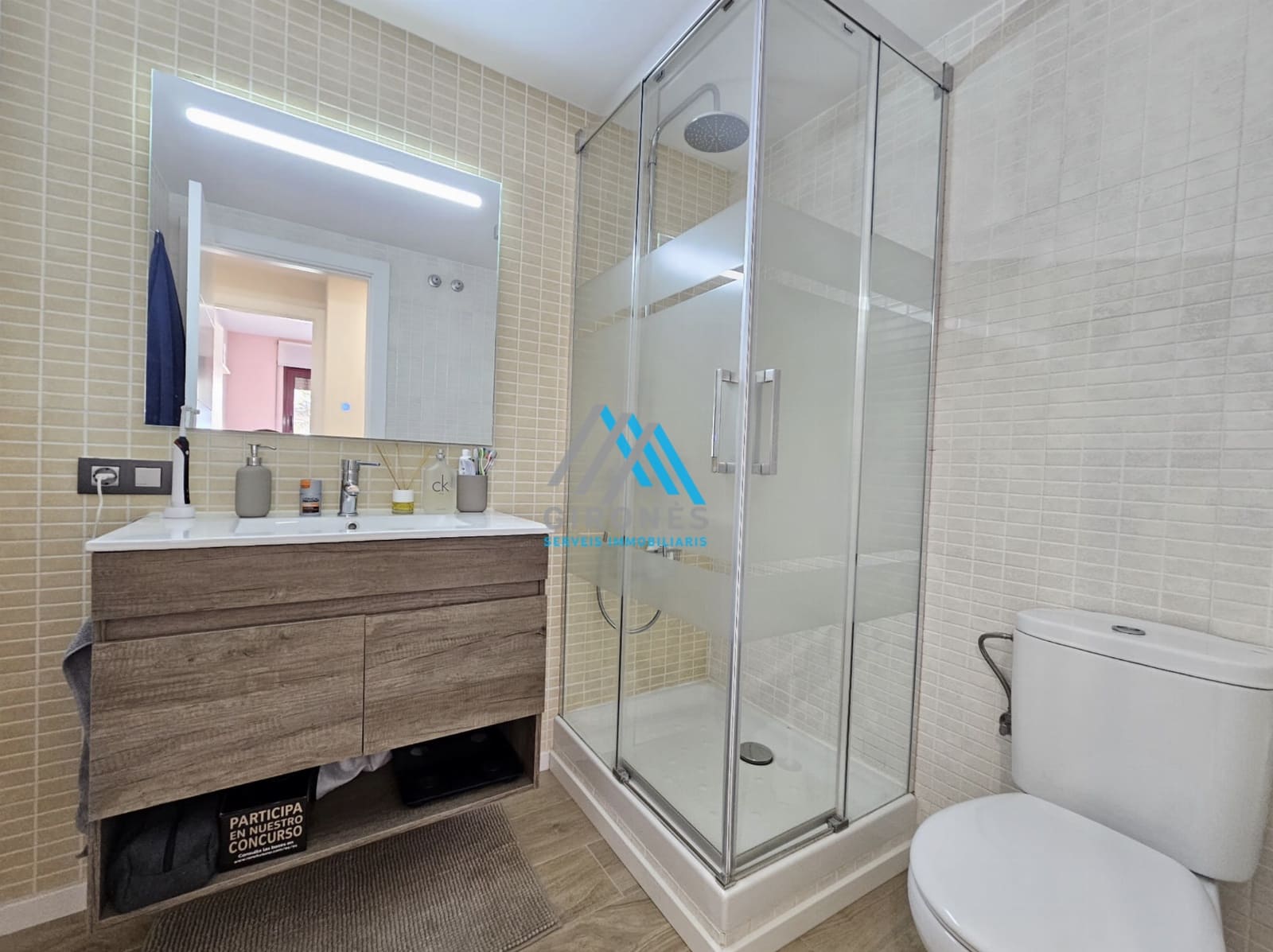 Piso de 3 habitaciones en Santa Cristina d'Aro en venta con piscina garaje - 337.500 € (Ref: 9890752)