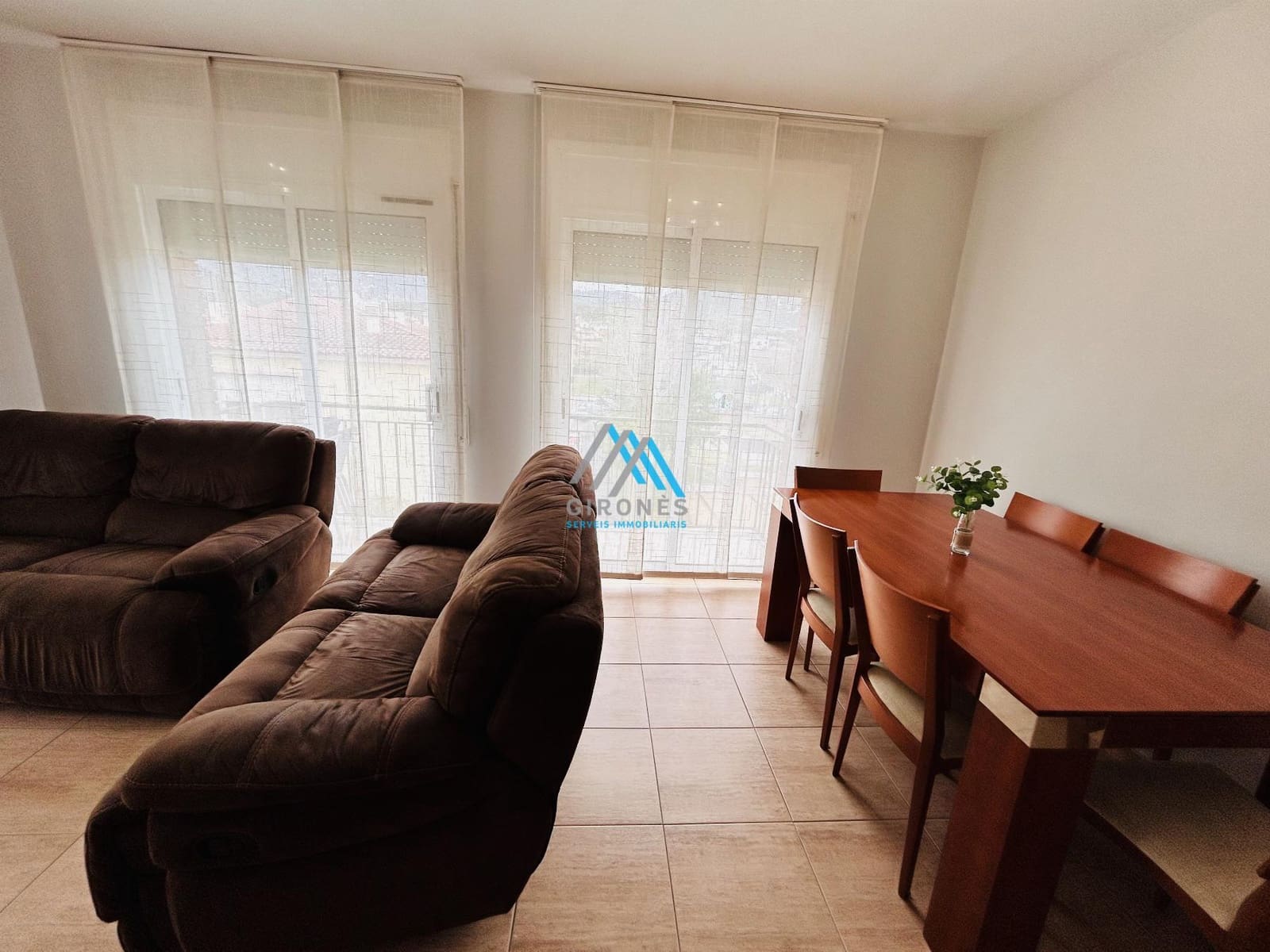 3 bedroom Flat for rent in Santa Cristina d'Aro - € 1,100 (Ref: 9890754)