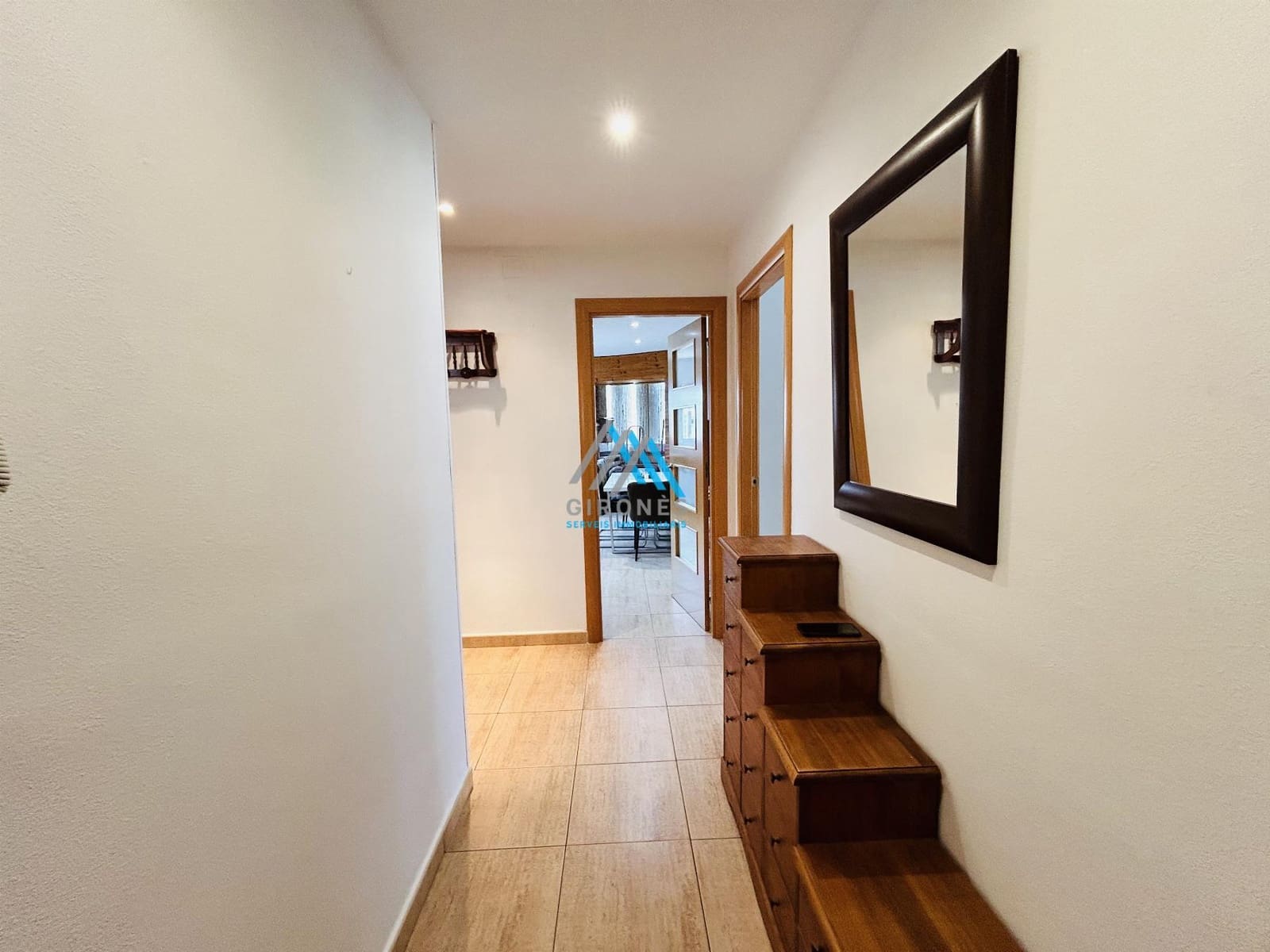 3 bedroom Flat for rent in Santa Cristina d'Aro - € 1,100 (Ref: 9890754)