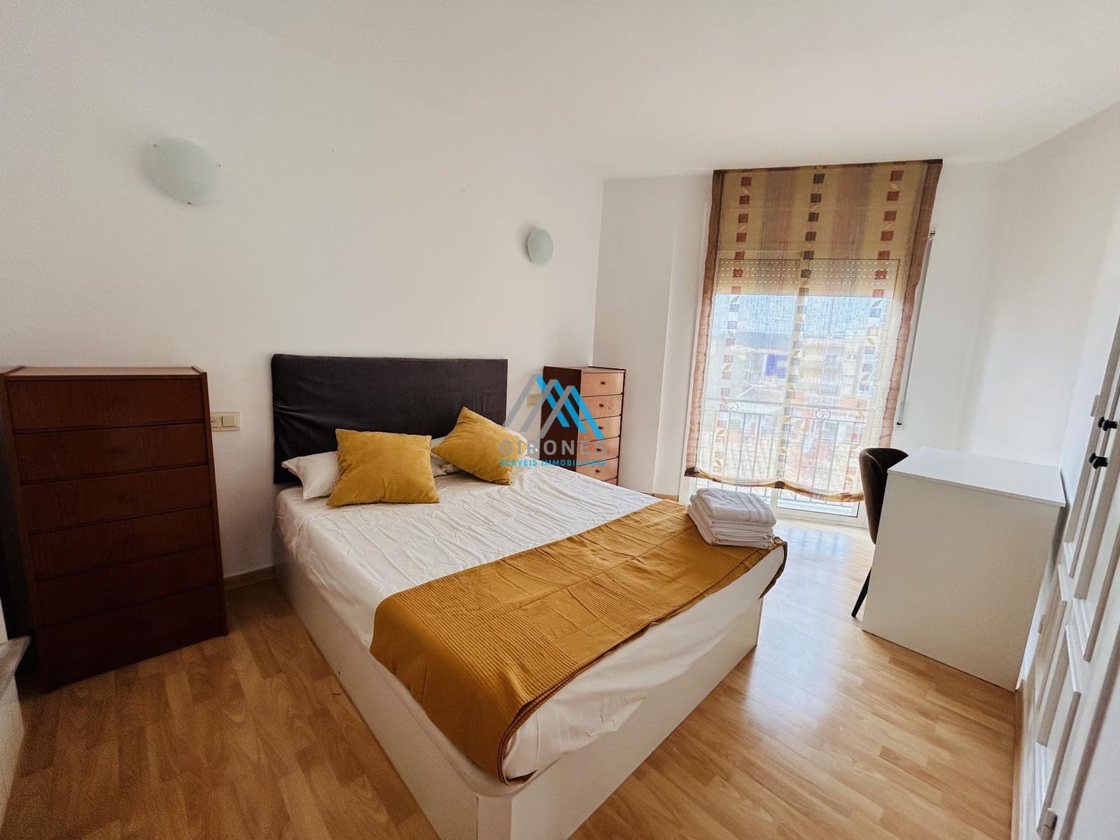 3 bedroom Flat for rent in Santa Cristina d'Aro - € 1,100 (Ref: 9890754)