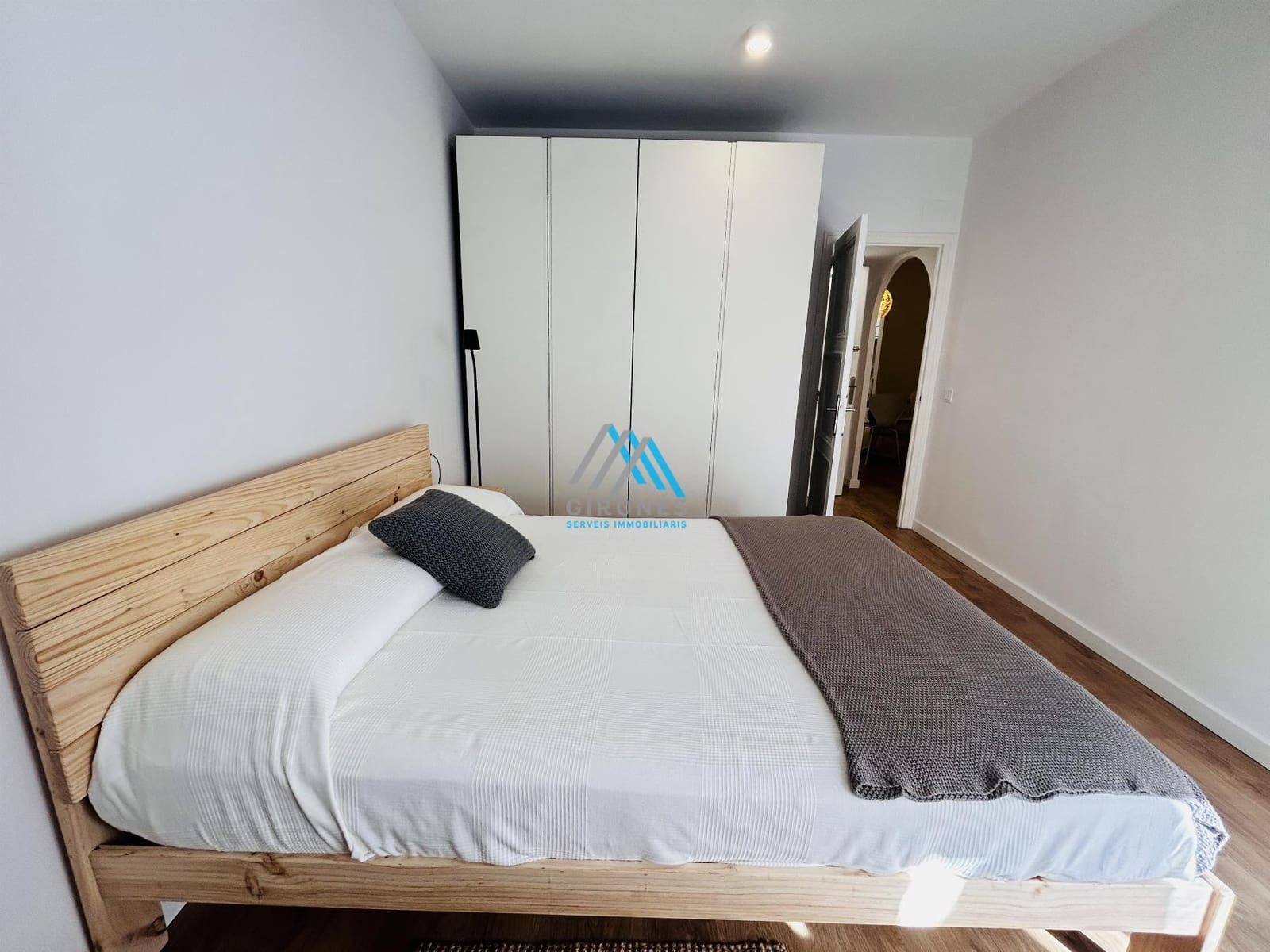 2 slaapkamer Appartement te huur in Sant Feliu de Guixols - € 1.900 (Ref: 9890755)