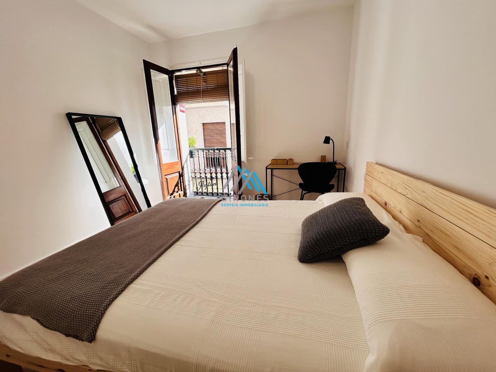 2 slaapkamer Appartement te huur in Sant Feliu de Guixols - € 1.900 (Ref: 9890755)