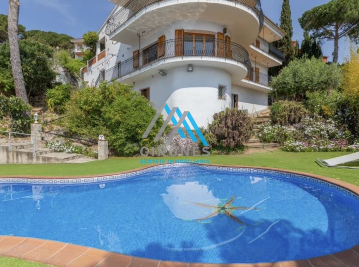 7 bedroom Villa for sale in Platja d'Aro with pool garage - € 990,000 (Ref: 9890756)