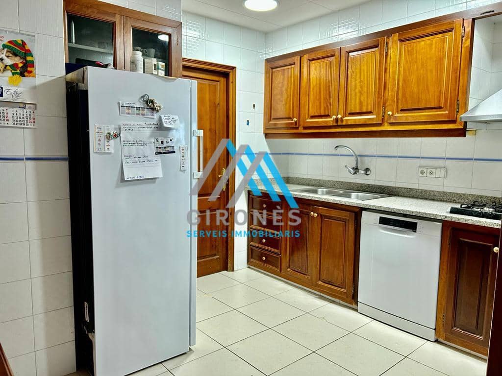 4 slaapkamer Huis te koop in Santa Cristina d'Aro met garage - € 349.000 (Ref: 9890759)