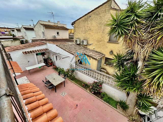 3 Zimmer Haus zu verkaufen in Santa Cristina d'Aro mit Garage - 379.000 € (Ref: 9890760)