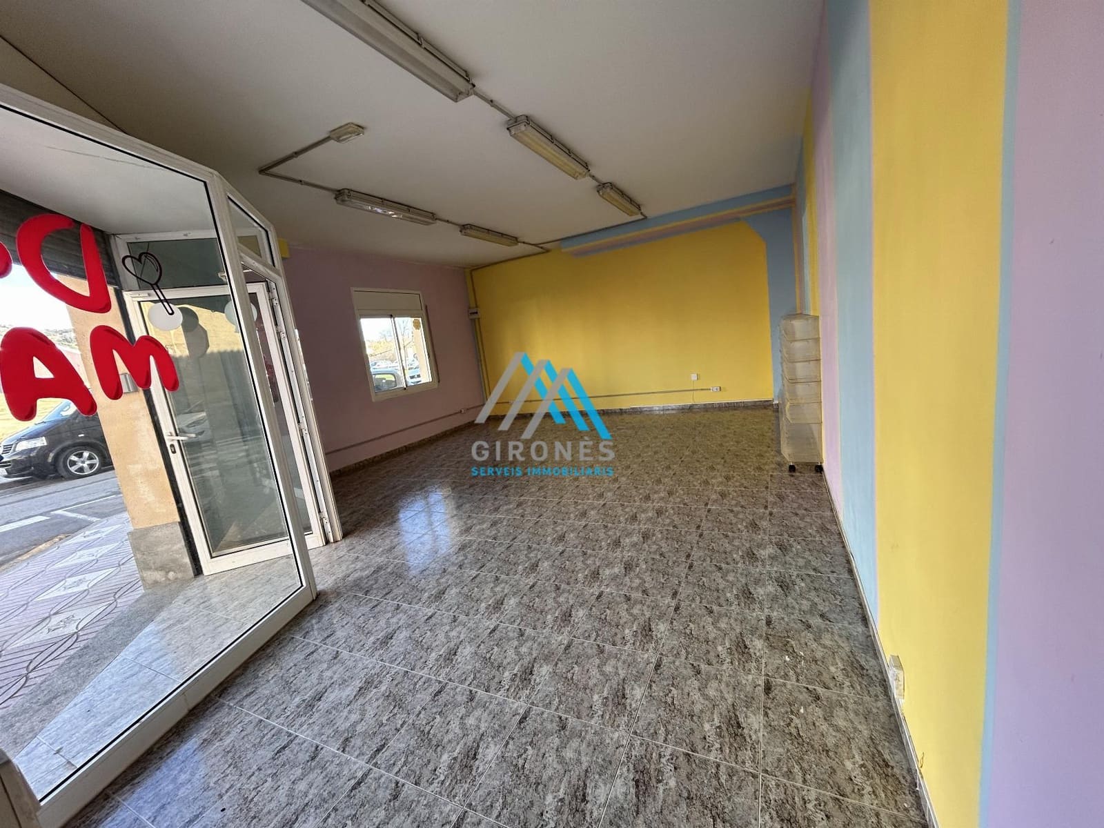 2 slaapkamer Commercieel te huur in Santa Cristina d'Aro - € 475 (Ref: 9890768)