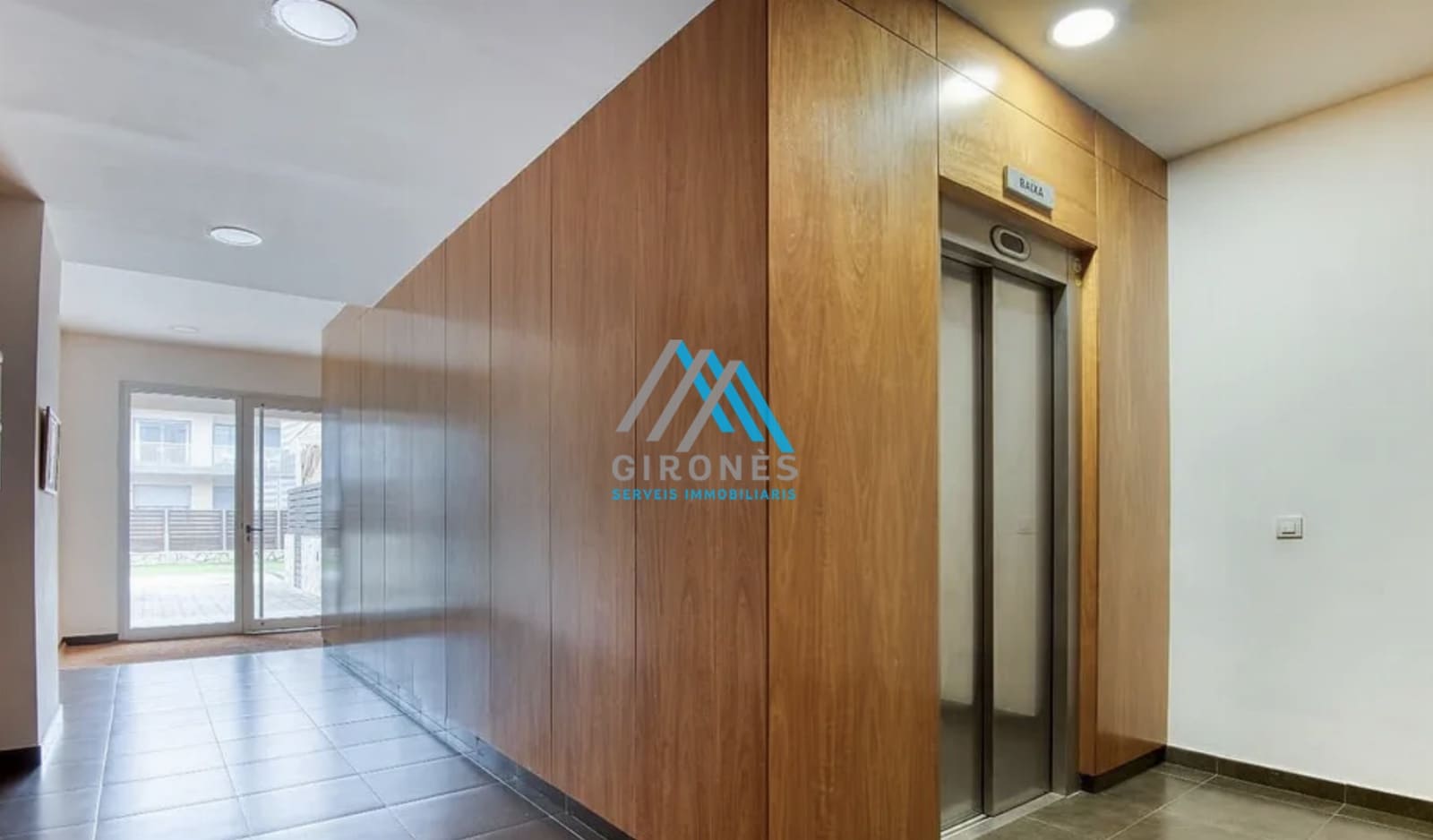 3 soveværelse Lejlighed til salg i Sant Feliu de Guixols med swimmingpool garage - € 375.000 (Ref: 9890769)