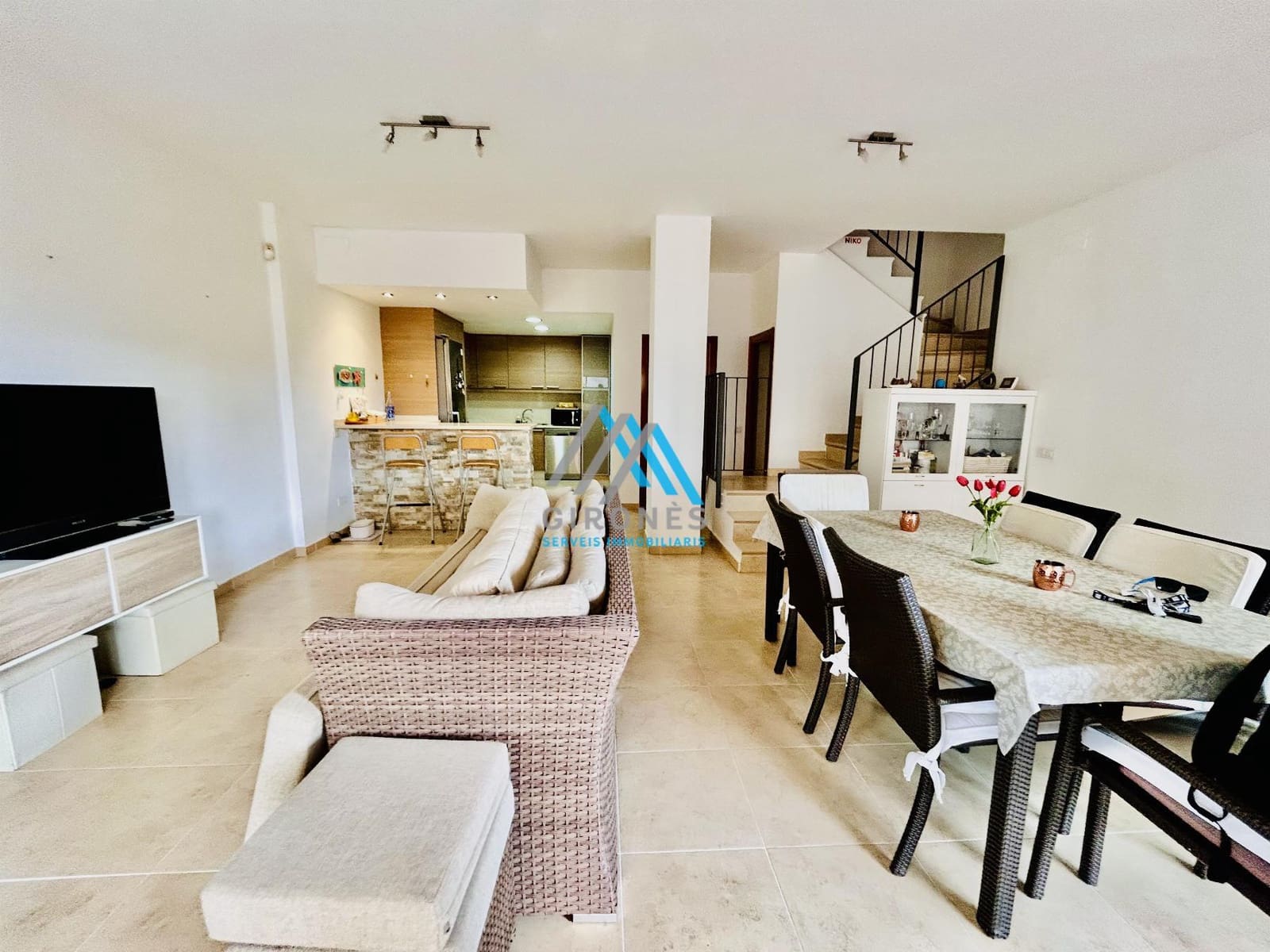3 soveværelse Lejlighed til salg i Sant Feliu de Guixols med swimmingpool garage - € 375.000 (Ref: 9890769)
