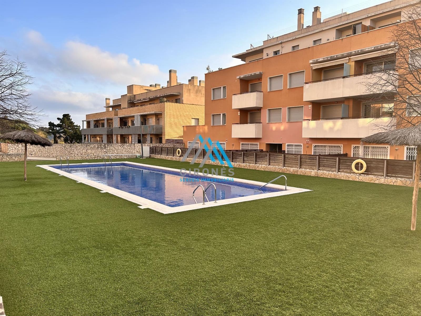 3 soveværelse Lejlighed til salg i Sant Feliu de Guixols med swimmingpool garage - € 375.000 (Ref: 9890769)
