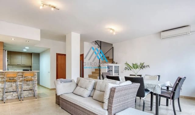 3 soveværelse Lejlighed til salg i Sant Feliu de Guíxols med swimmingpool garage - € 375.000 (Ref: 9890769)