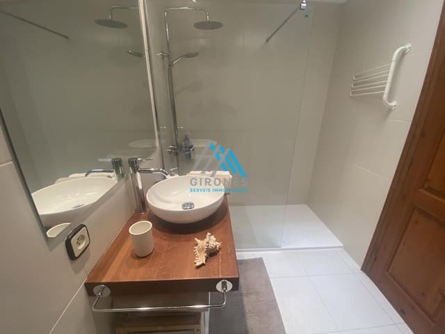 4 sovrum Semi-fristående Villa att hyra i Platja d'Aro, Castell-Platja d'Aro med pool garage - 1 650 € (Ref: 9890771)