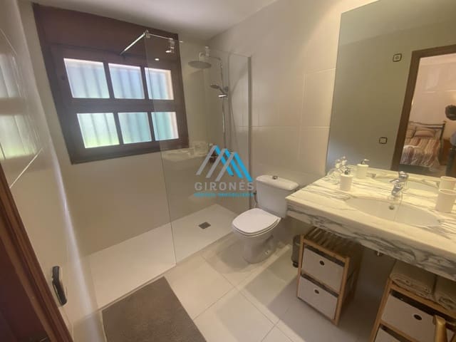 4 sovrum Semi-fristående Villa att hyra i Platja d'Aro, Castell-Platja d'Aro med pool garage - 1 650 € (Ref: 9890771)