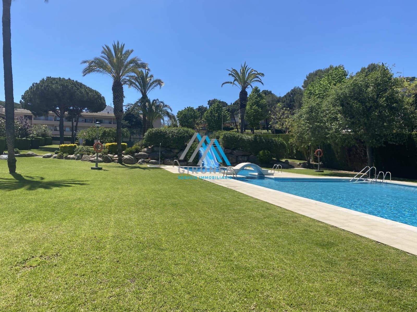 4 sypialnia Dom blizniak do wynajęcia w Platja d'Aro z basenem garażem - 1 650 € (Ref: 9890771)