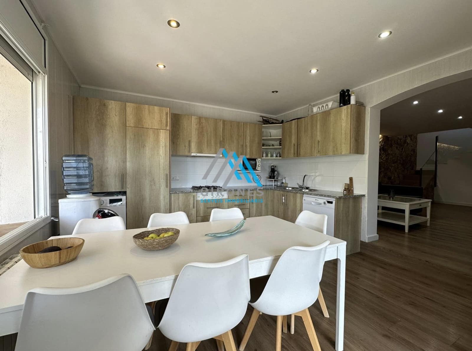 3 soveværelse Villa til leje i Santa Cristina d'Aro med swimmingpool garage - € 10.000 (Ref: 9890772)