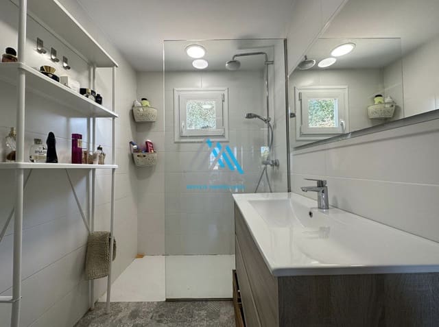 3 sypialnia Willa do wynajęcia w Santa Cristina d'Aro z basenem garażem - 10 000 € (Ref: 9890772)