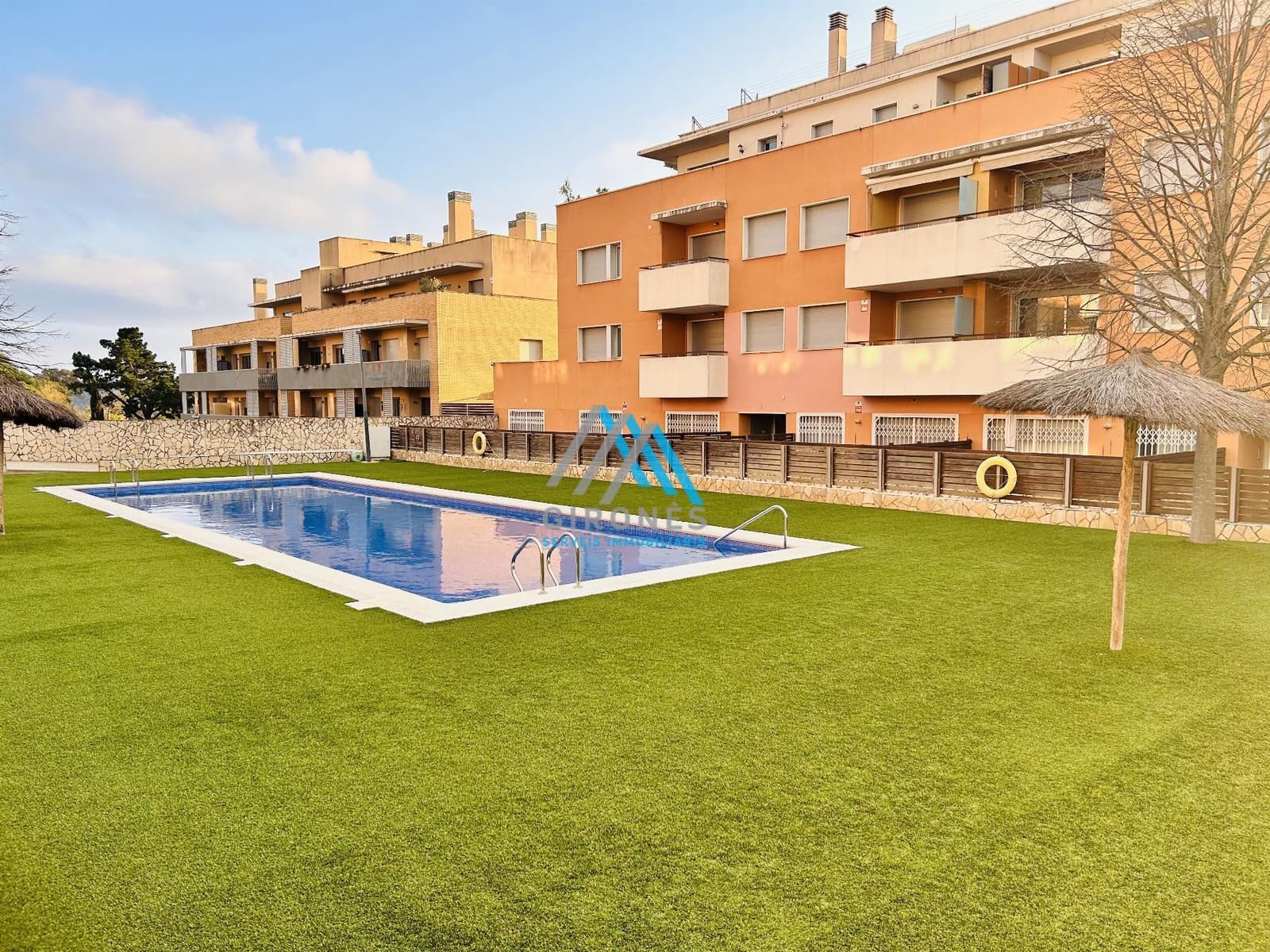 Appartement de 2 chambres à louer à Sant Feliu de Guixols avec piscine garage - 1 150 € (Ref: 9890775)