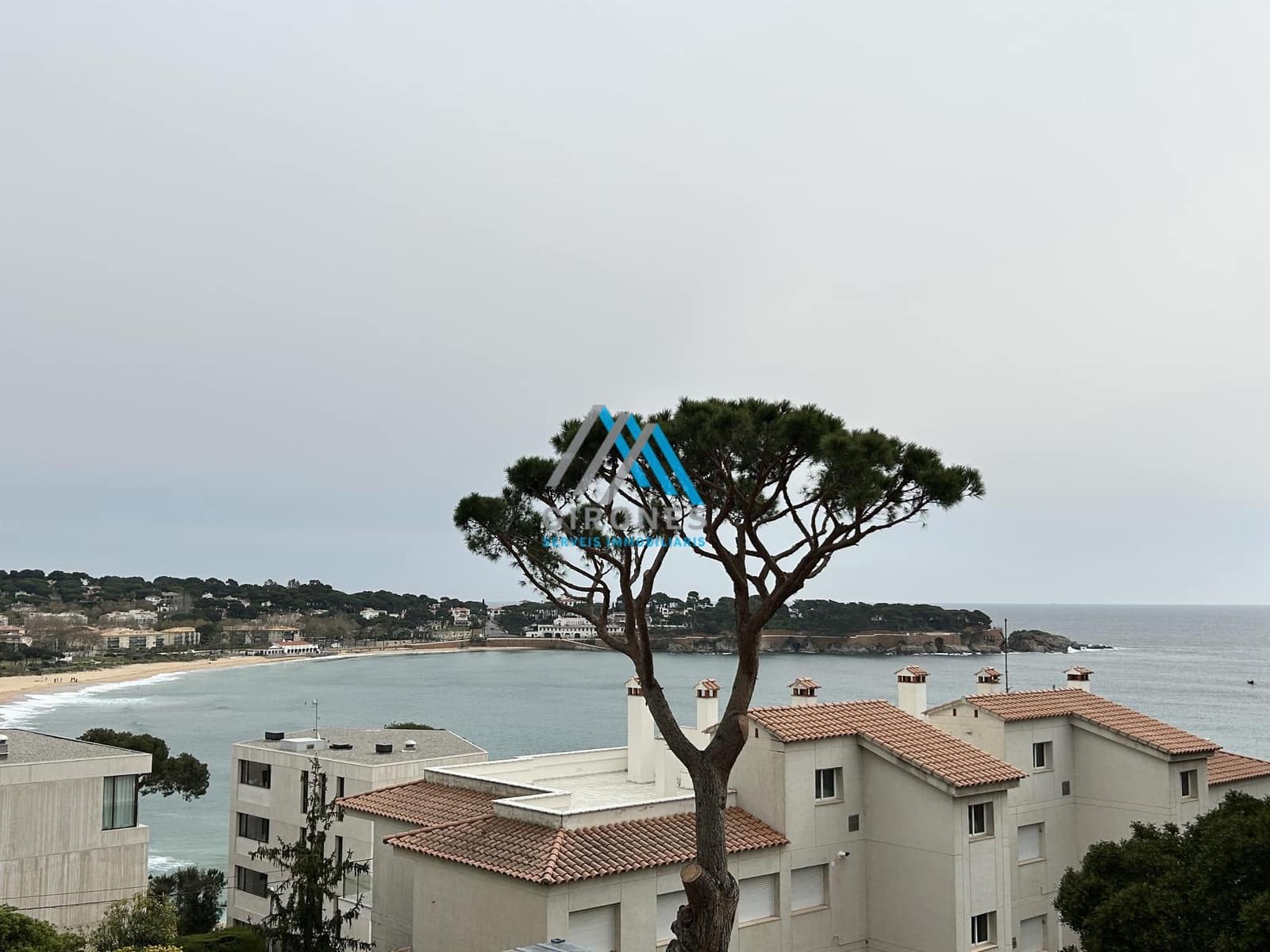2 bedroom Apartment for rent in S'Agaro with garage - € 1,900 (Ref: 9890776)