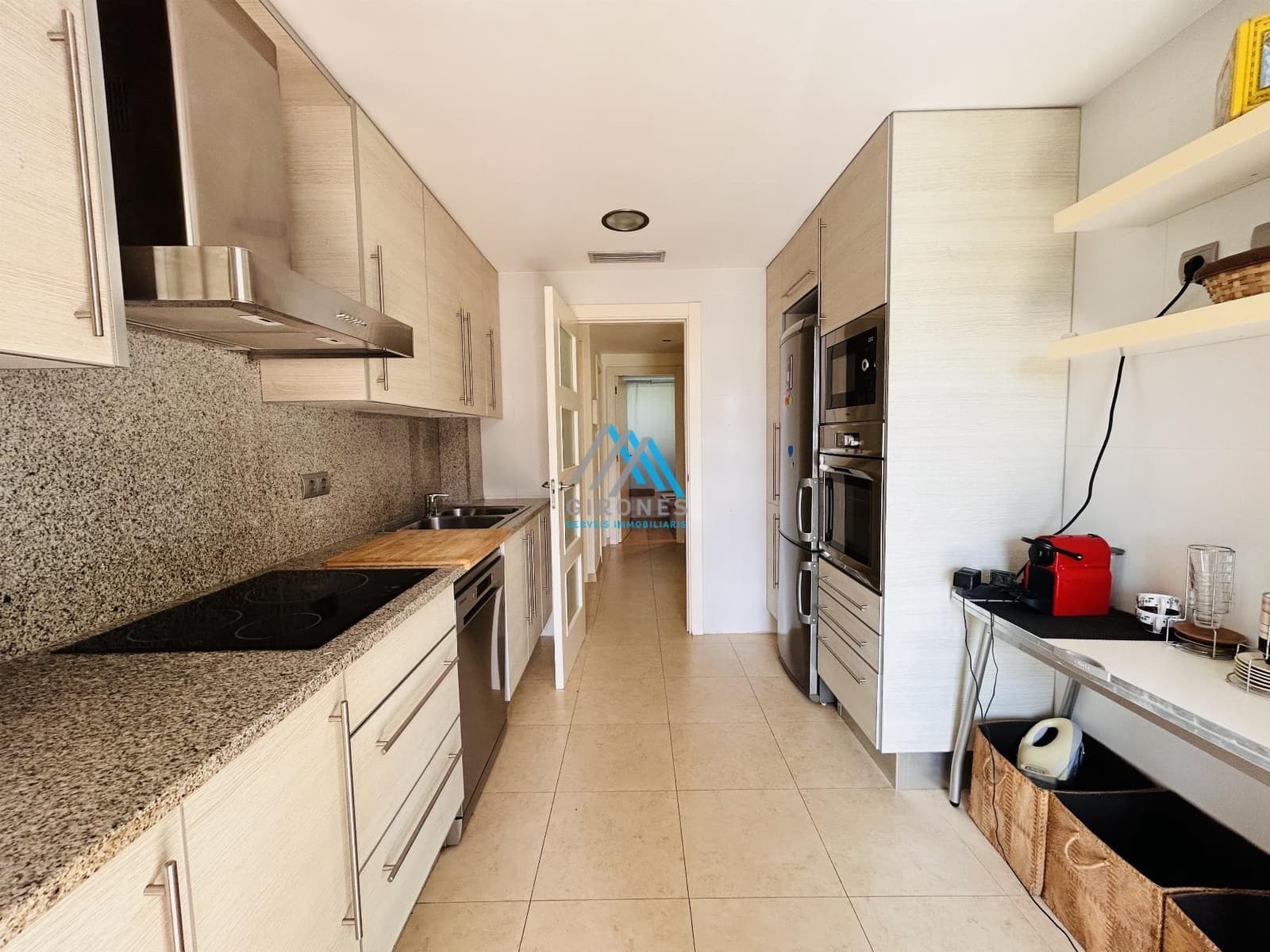 3 sypialnia Penthouse na sprzedaż w S'Agaro z basenem garażem - 550 000 € (Ref: 9890780)
