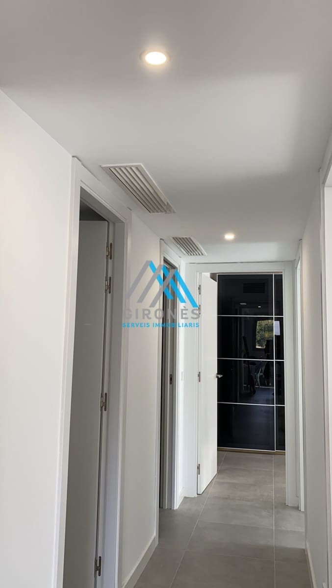 3 sypialnia Mieszkanie do wynajęcia w Platja d'Aro z basenem garażem - 1 250 € (Ref: 9890784)