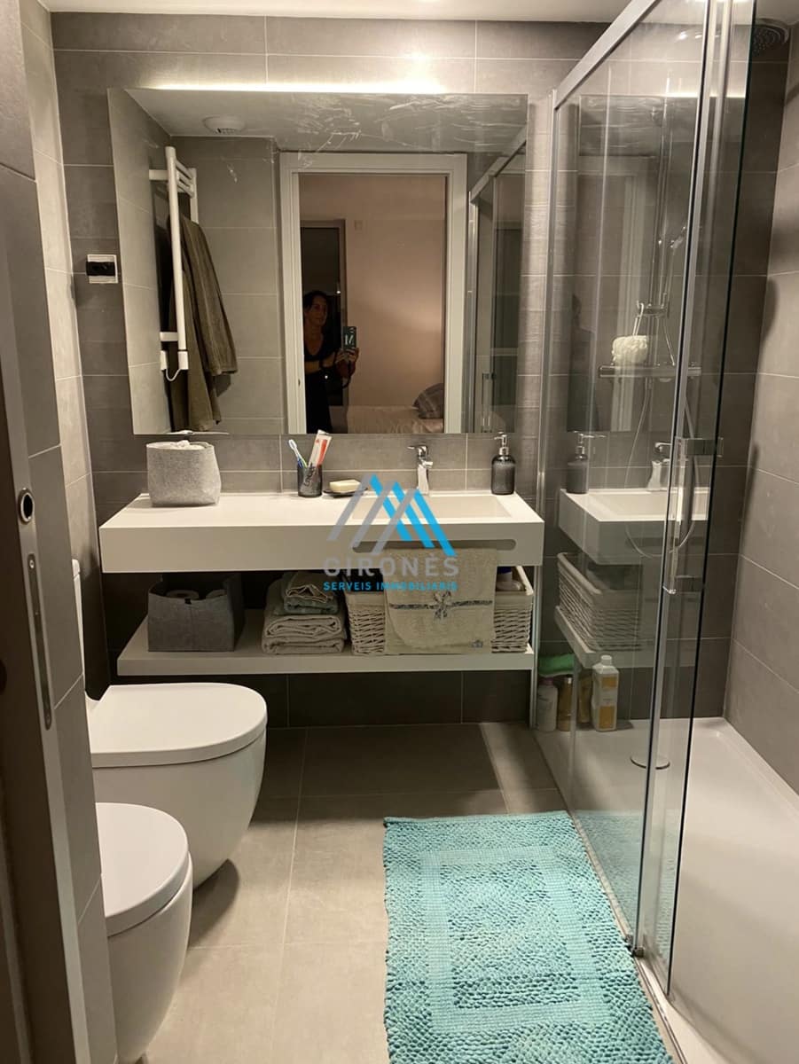 3 sypialnia Mieszkanie do wynajęcia w Platja d'Aro z basenem garażem - 1 250 € (Ref: 9890784)
