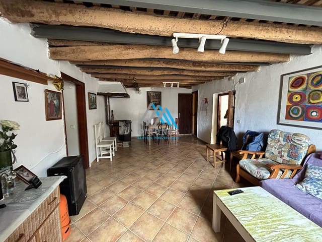 4 slaapkamer Huis te koop in Sant Feliu de Guíxols - € 250.000 (Ref: 9890785)