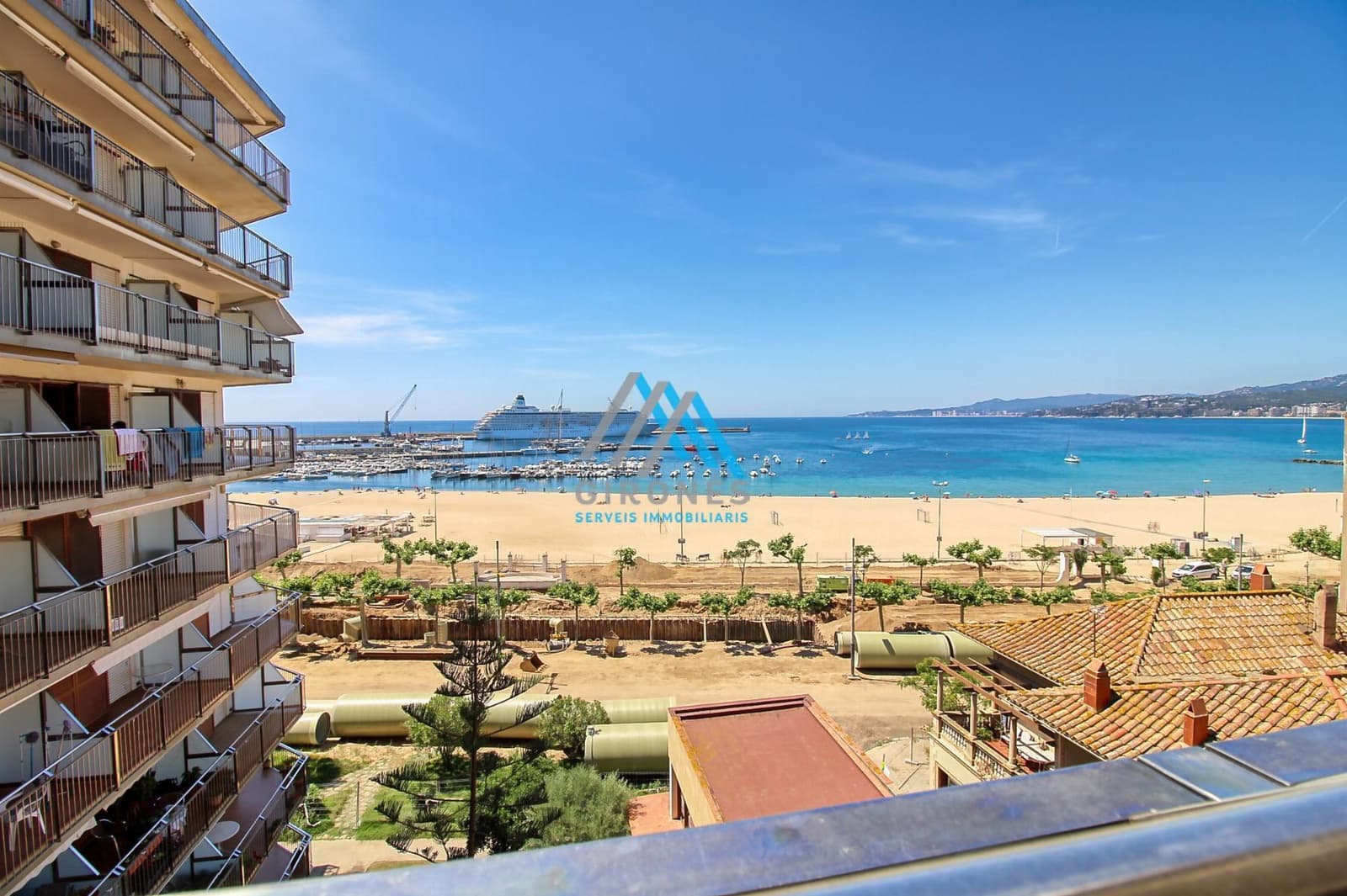 3 soverom Leilighet til leie i Palamos med garasje - € 6 500 (Ref: 9893285)