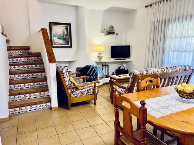 3 soverom Kjedet enebolig til leie i Sant Antoni de Calonge, Calonge i Sant Antoni med svømmebasseng garasje - € 5 000 (Ref: 9909779)