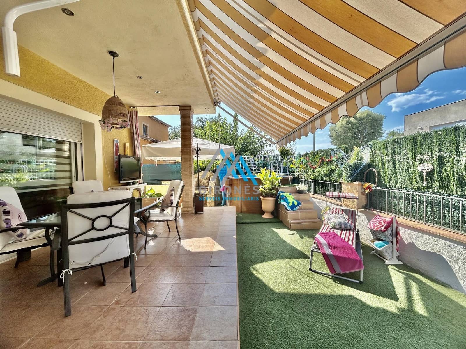 5 camera da letto Villetta Bifamiliare in vendita in Santa Cristina d'Aro con piscina - 530.000 € (Rif: 9909781)