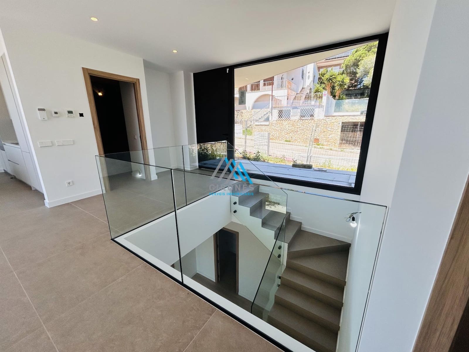 Villa for sale in S'Agaro with pool - € 1,300,000 (Ref: 9927588)