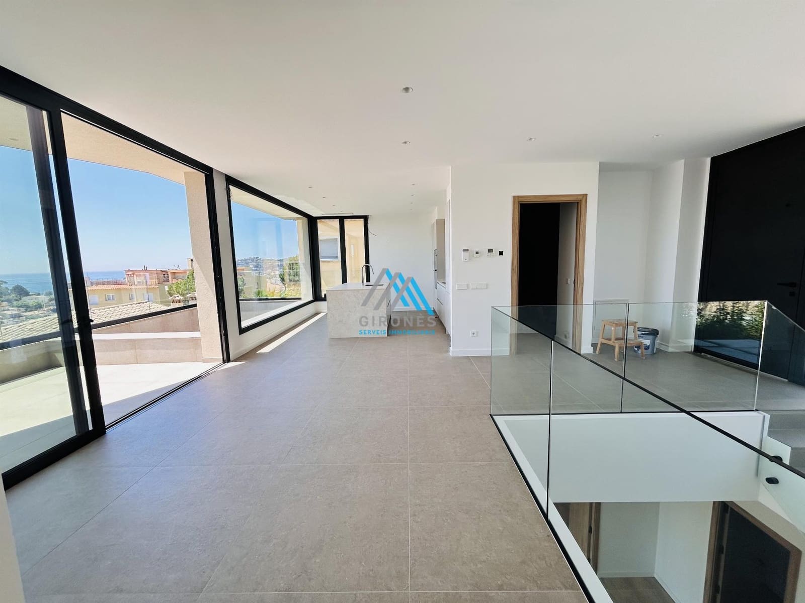 Villa for sale in S'Agaro with pool - € 1,300,000 (Ref: 9927588)