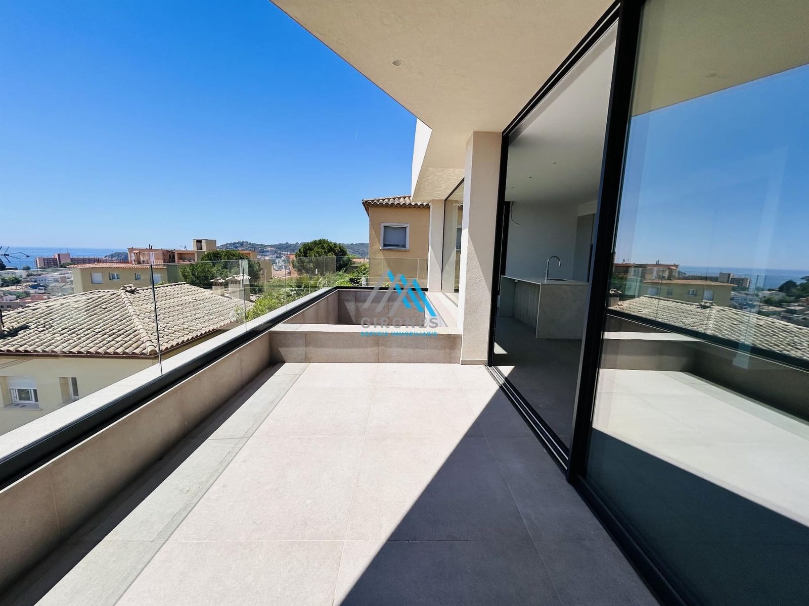Villa for sale in S'Agaro with pool - € 1,300,000 (Ref: 9927588)