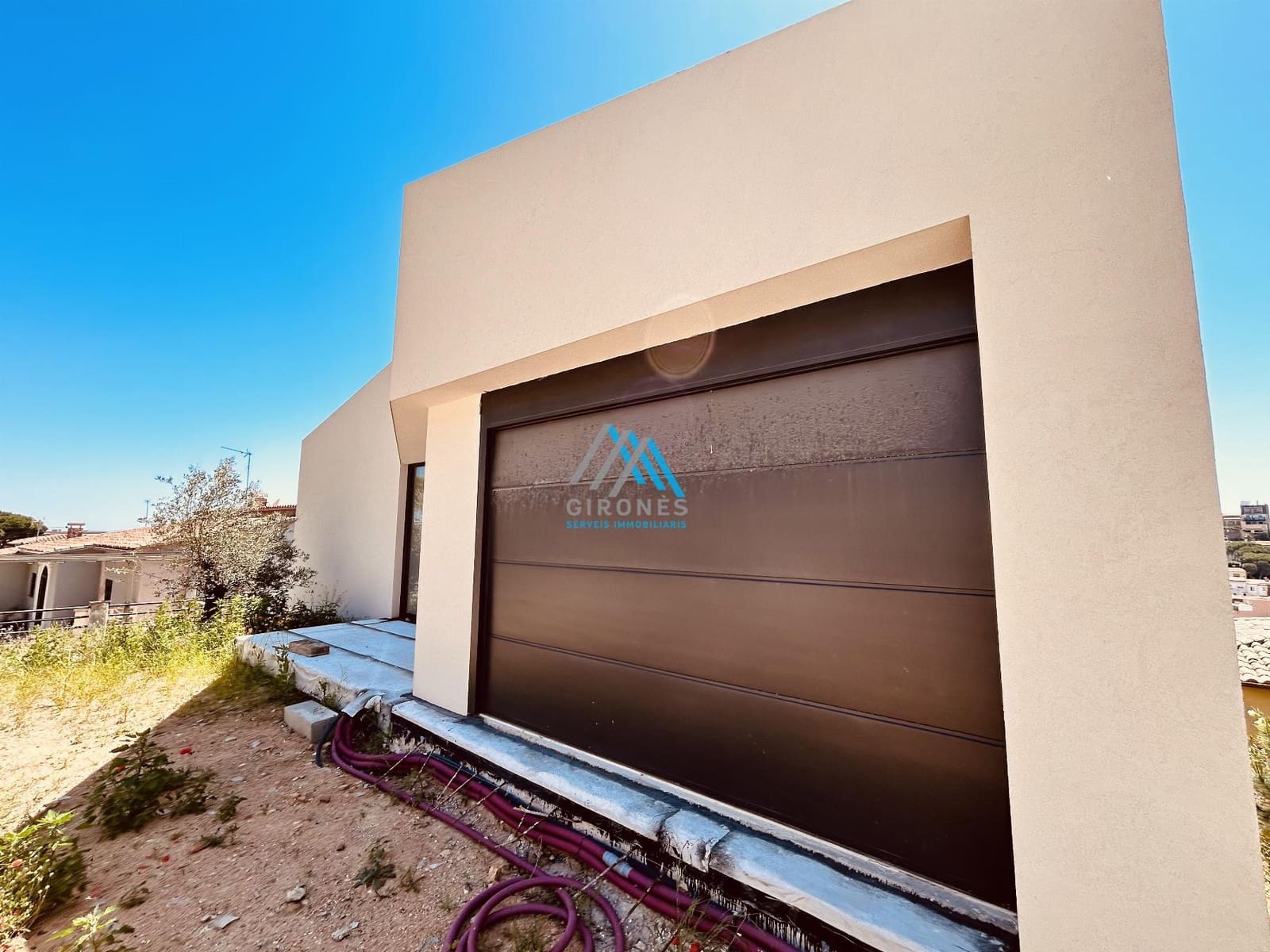 Villa for sale in S'Agaro with pool - € 1,300,000 (Ref: 9927588)