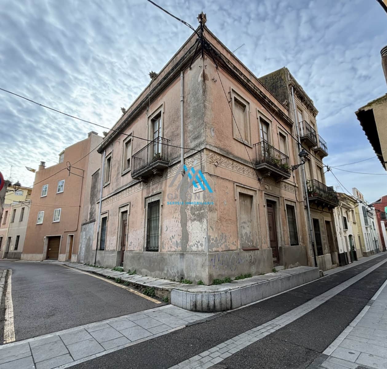 Paritalo myytävänä paikassa Sant Feliu de Guixols - 375 000 € (Ref: 9953452)