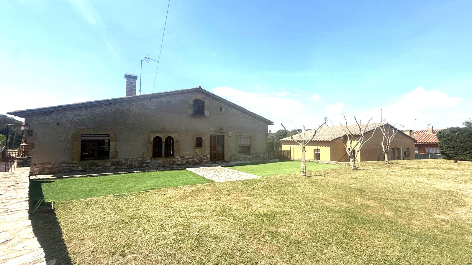 Villa for sale in Begur - € 1,300,000 (Ref: 9852206)