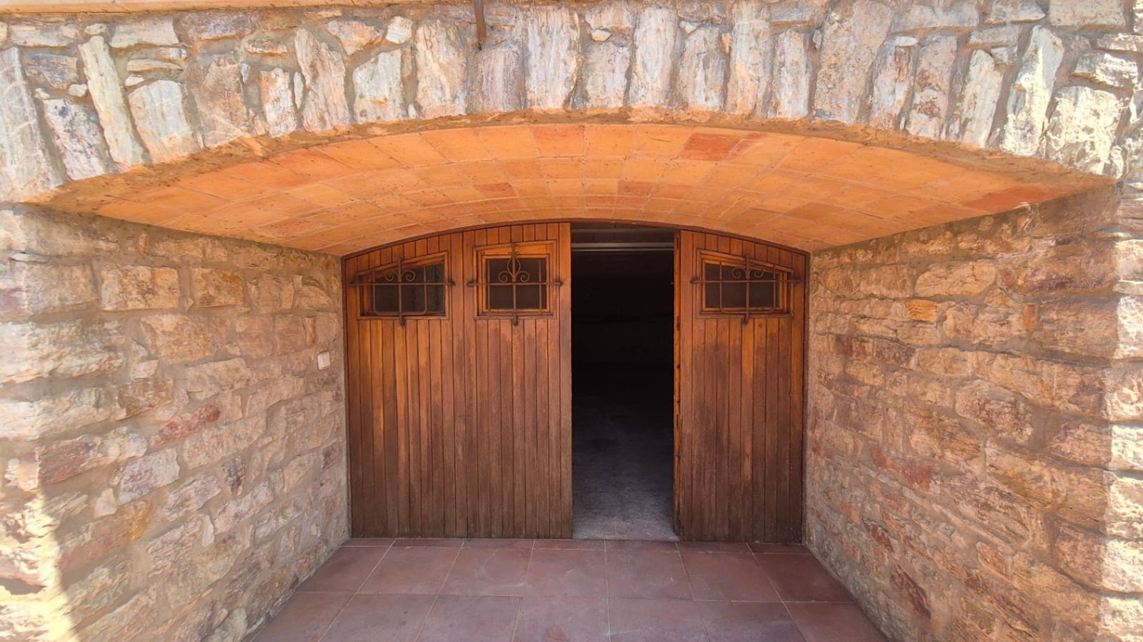 Villa for sale in Begur - € 1,300,000 (Ref: 9852206)