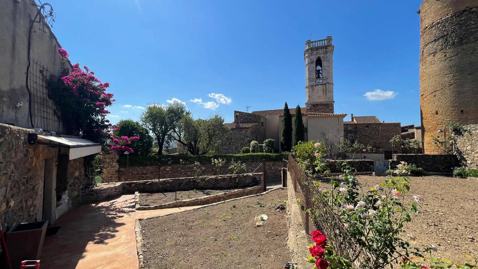 3 sovrum Finca/Hus på landet till salu i Cruilles Monells i Sant Sadurni de I'Heura med garage - 1 098 000 € (Ref: 9852210)