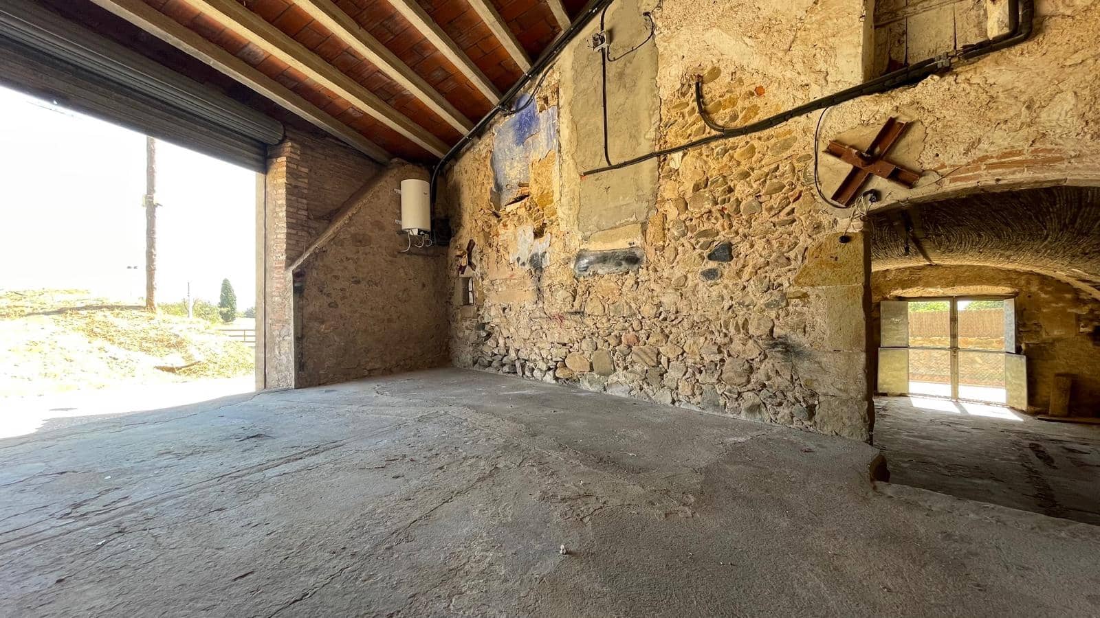 3 sovrum Finca/Hus på landet till salu i Cruilles Monells i Sant Sadurni de I'Heura med garage - 1 098 000 € (Ref: 9852210)