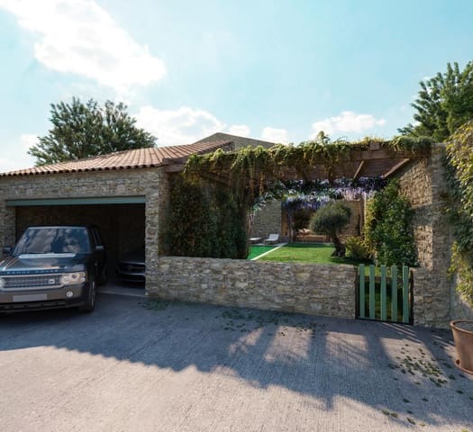 5 soveværelse Byhus til salg i Forallac - € 1.690.000 (Ref: 9852211)