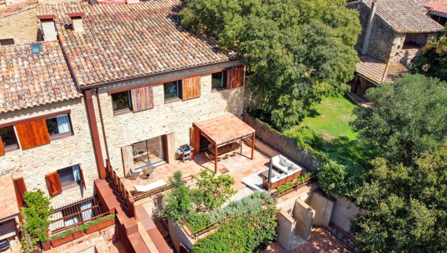 6 bedroom Finca/Country House for sale in Begur - € 1,090,000 (Ref: 9852212)