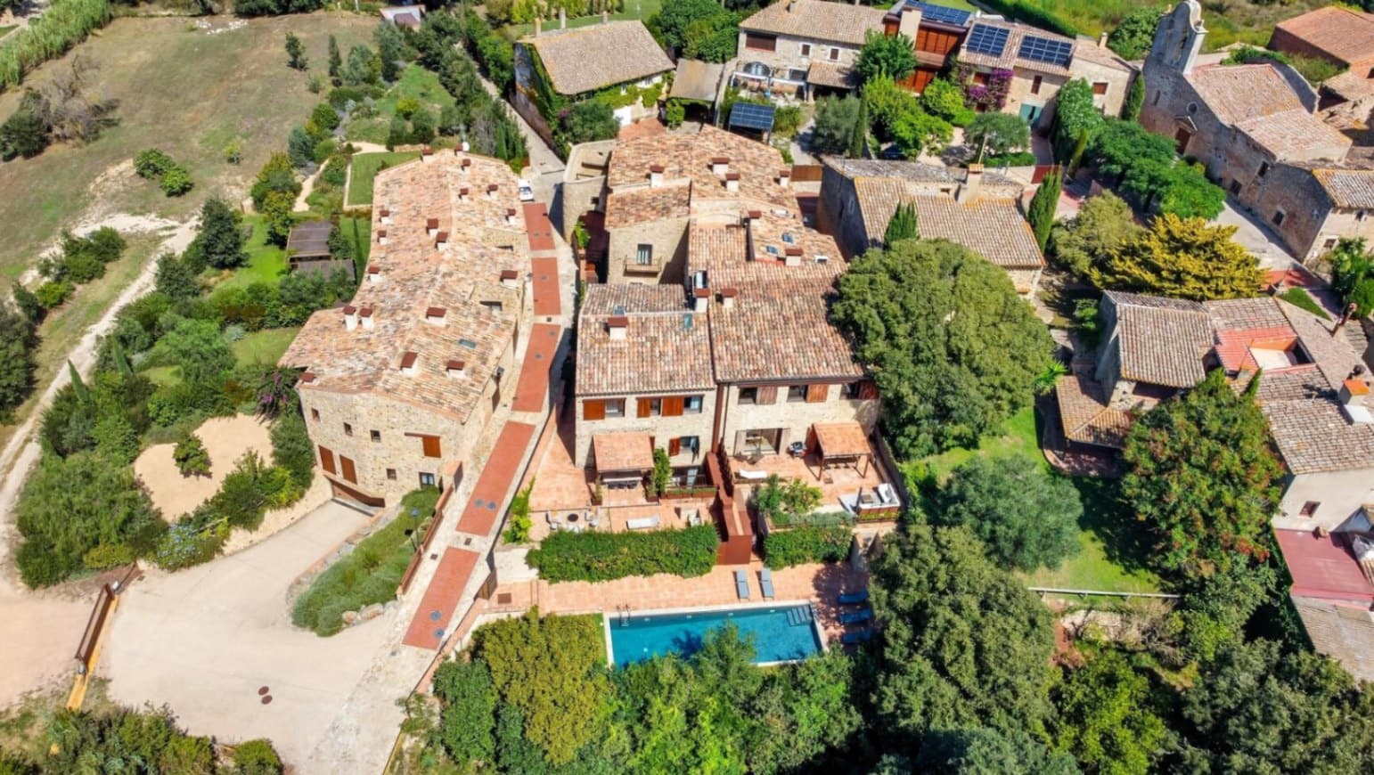 6 bedroom Finca/Country House for sale in Begur - € 1,090,000 (Ref: 9852212)