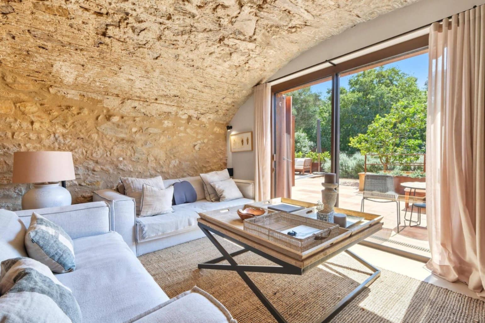 6 bedroom Finca/Country House for sale in Begur - € 1,090,000 (Ref: 9852212)